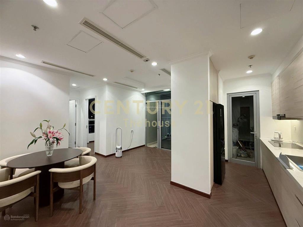 Căn hộ vinhome central 2pn 70.2m2 vị trí đẹp full nội thất pháp lý rõ ràng 0328 917 ***