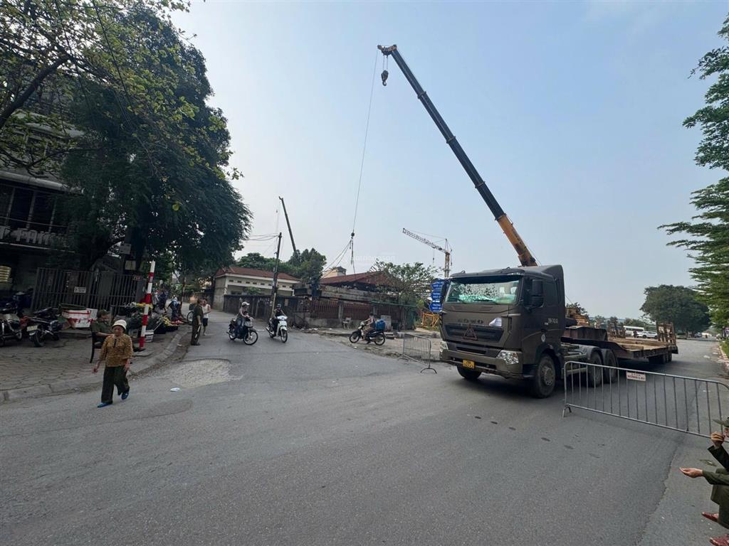 Cần bán gấp đất lô góc việt hưng | 55m2 | ô tô vào đất | nở hậu | 10 tỷ