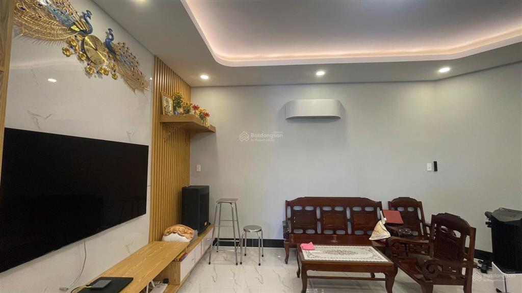 Bán căn hộ an cư thái thuận lầu cao view đẹp 140m2 giá 8,3 tỷ, 3pn, 2wc, q2, hcm