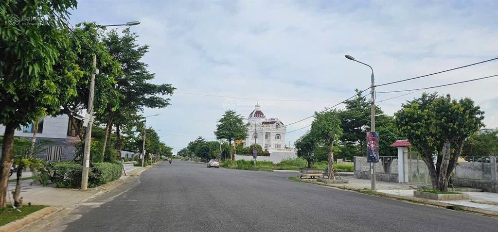 Продаётся участок, 135 м², Ngũ Hành Sơn