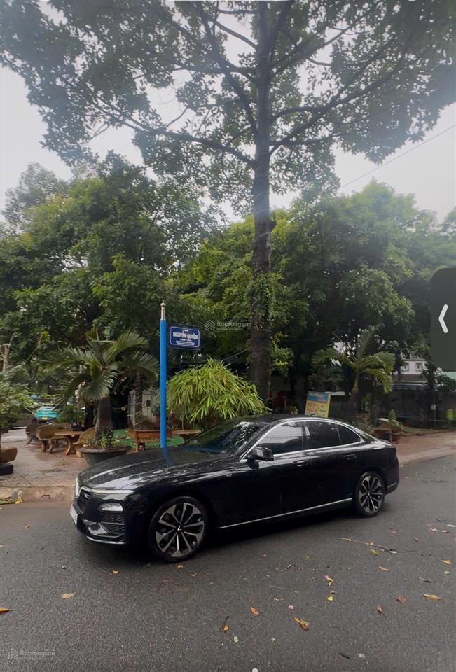 Bán biệt thự lô góc 2 mặt tiền view công viên trung tâm kđt chí linh chính chủ hoàng 0938 986 ***
