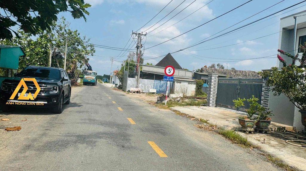 2 nền liền kề trục chính KDC Hoàng Hảo ngang 13,2m