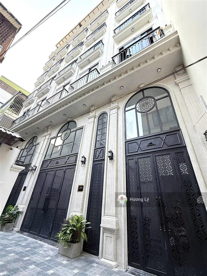 Bán chdv vũ tông phan 125m2 x 7 tầng thang máy, 28 phòng kk, doanh thu 2.2 tỷ, ô tốp vào nhà