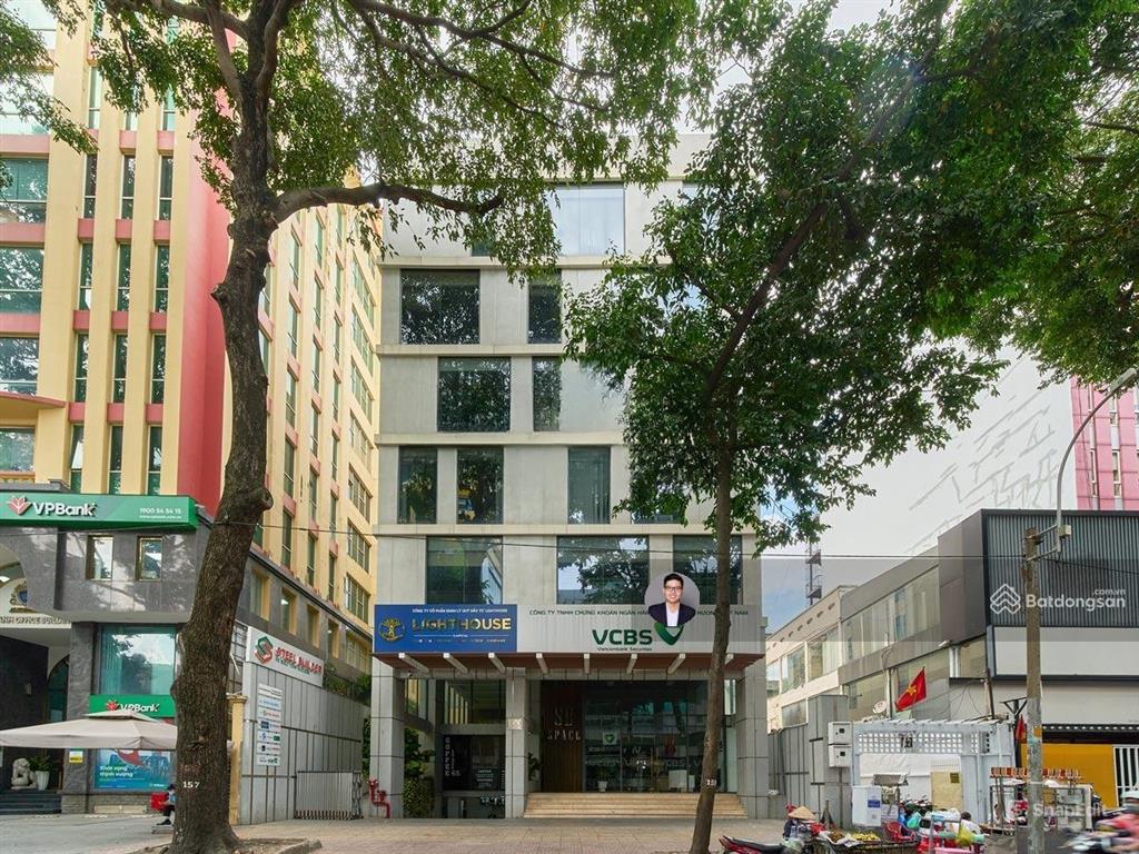 Bán tòa nhà ngay mặt tiền cách mạng tháng tám dt 8x25m hầm 5 tầng hđt 270 tr/th giá 70 tỷ
