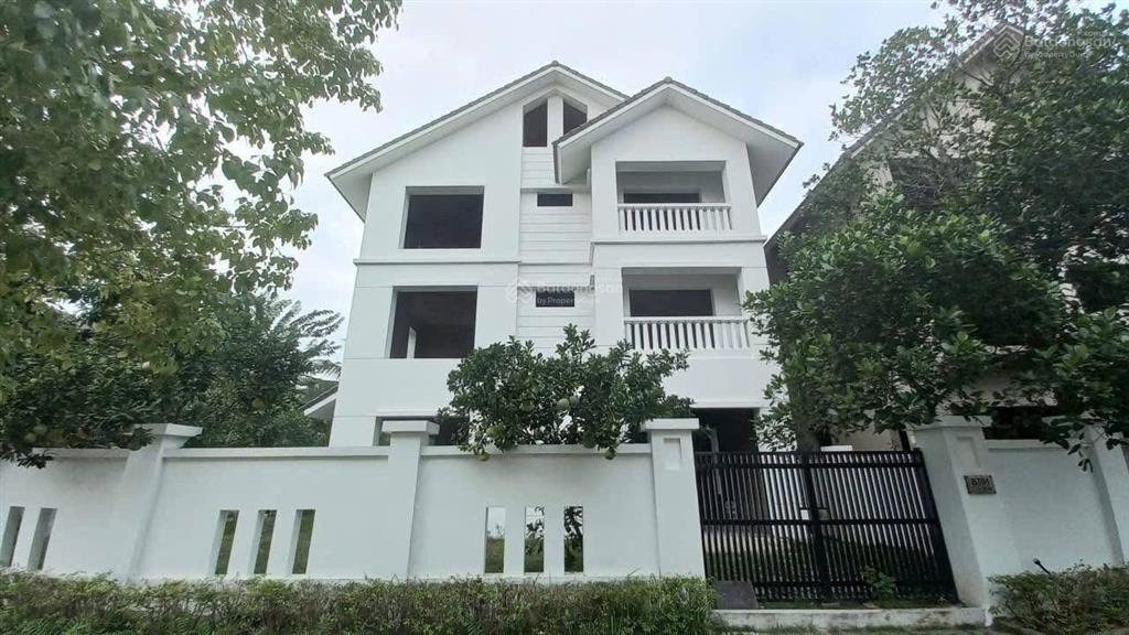 Bán biệt thự cực kỳ đẳng cấp kđt vườn cam, dt 300m2, mt 15m. xây thô 3,5 tầng. gần nhổn