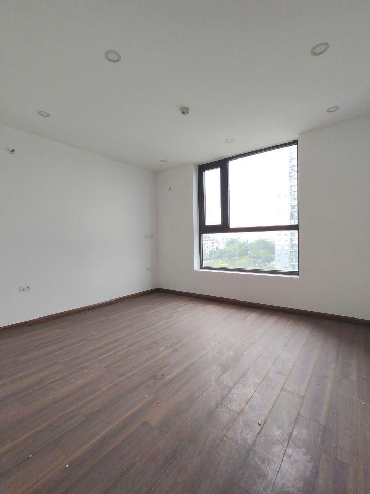 Siêu rẻ. Hơn 6 tỷ sở hữu căn góc 95m X2 Đại Kim 3pn tầng đẹp, hướng mát