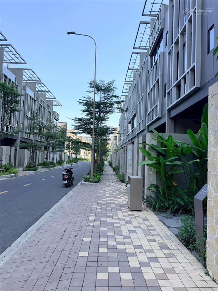 Bán nhà liền kề 1 trệt 2 lầu, 1 mái the orchard sycamore giá 9 tỷ 8 all in
