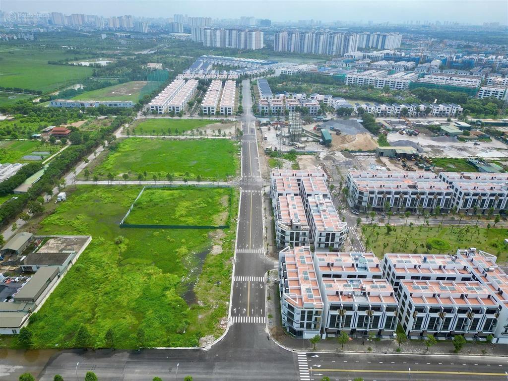 Liền kề đường to, kinh doanh tại khu đô thị thanh hà cienco 5, 100m2 giá có 10 tỷ xây 4 tầng 1 tum