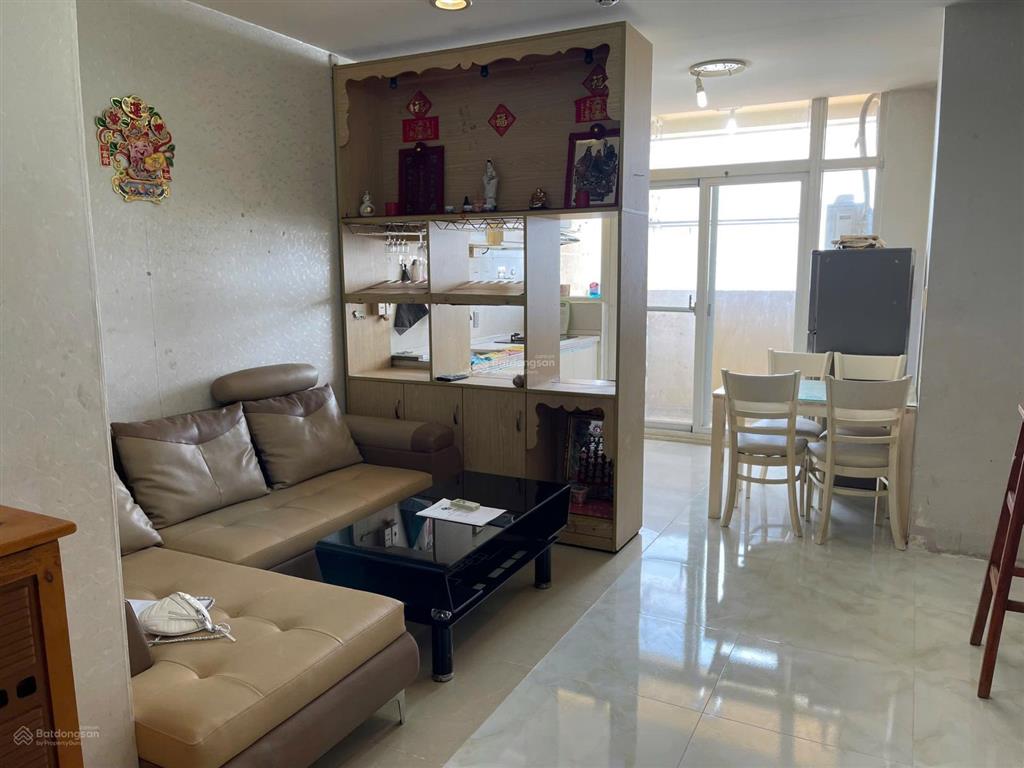 Chính chủ bán cc hoàng kim thế gia 3pn 2wc giá 3 tỷ 2 sổ sẵn