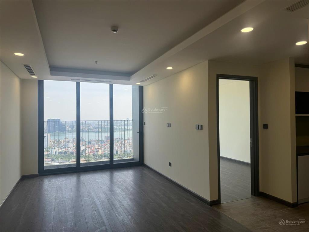 Bán cc n01t7 ngoại giao đoàn view hồ tây, 162 triệu / m2, 104m2, 3pn, 2wc, siêu hot