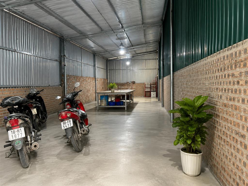 5.x tỷ 60m2 lã côi yên viênmua có sẵn dòng tiềnđang cho thuê xưởngđường oto thônggần mặt phố