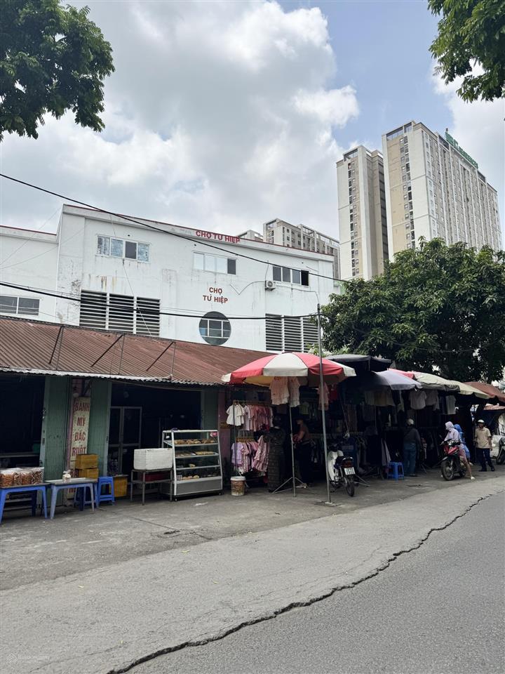 Bán nhà đẹp, 8 tỷ, 32.4m2 (thực 40m2), 4pn, 3wc, 5 tầng, tứ hiệp, gần ngọc hồi, linh đàm