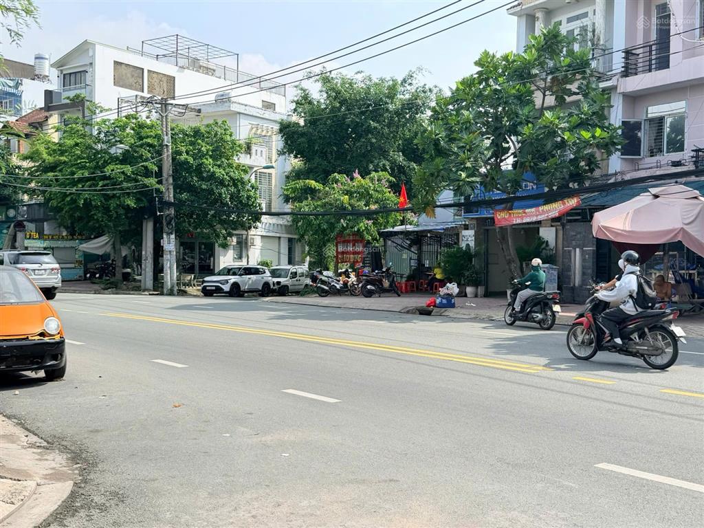 Bán lô đất mặt tiền đường man thiện p. tăng nhơn phú a quận 9