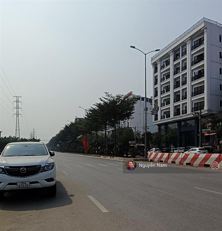 Chỉ 16.99 tỷ đất văn tiến dũng 109,6m2 mt 5.7m, vỉa hè, 3 ôtô tránh