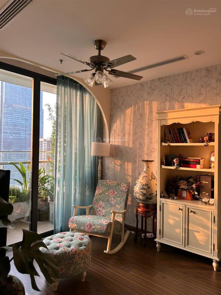 Gấp!!! chủ đã mua được căn 3n, cần bán nhanh căn 2n sửa tâm huyết để ở, giá hời. 0988 982 ***