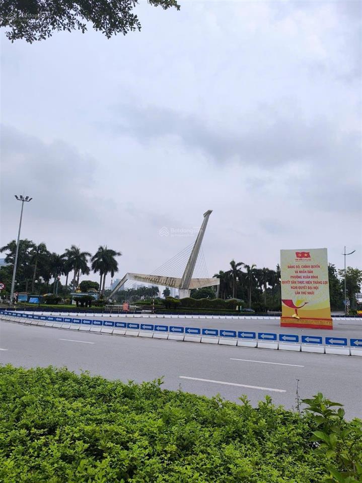 Bán nhà 7tầng đẹp dt128m2mt8.5mmặt phố nguyễn xuân khoátphân lôvỉa hègaraxuân đỉnh.giá52.9tỷ