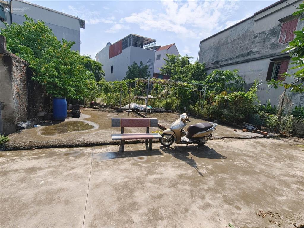 Chủ kẹt vốn cần ra gấp lô đất đẹp phù khê, từ sơn ô tô vào tận đất 85m2 chỉ 2.2 tỷ