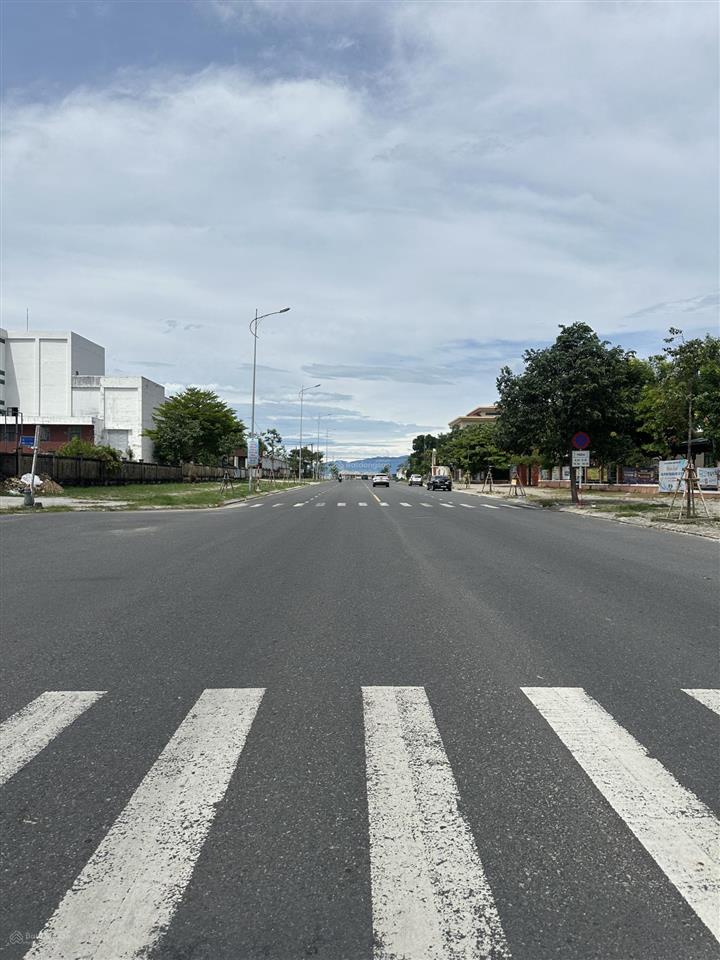 Продаётся участок, 100 м², Ngũ Hành Sơn