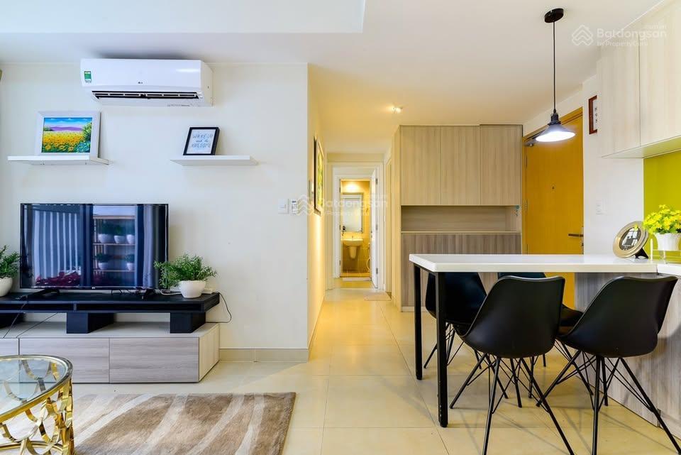 Lê quang định , 50m2, 2 tỷ, 2pn, full nội thất, vay 70%, shr, cho thuê 15tr/tháng , 079,836,7791