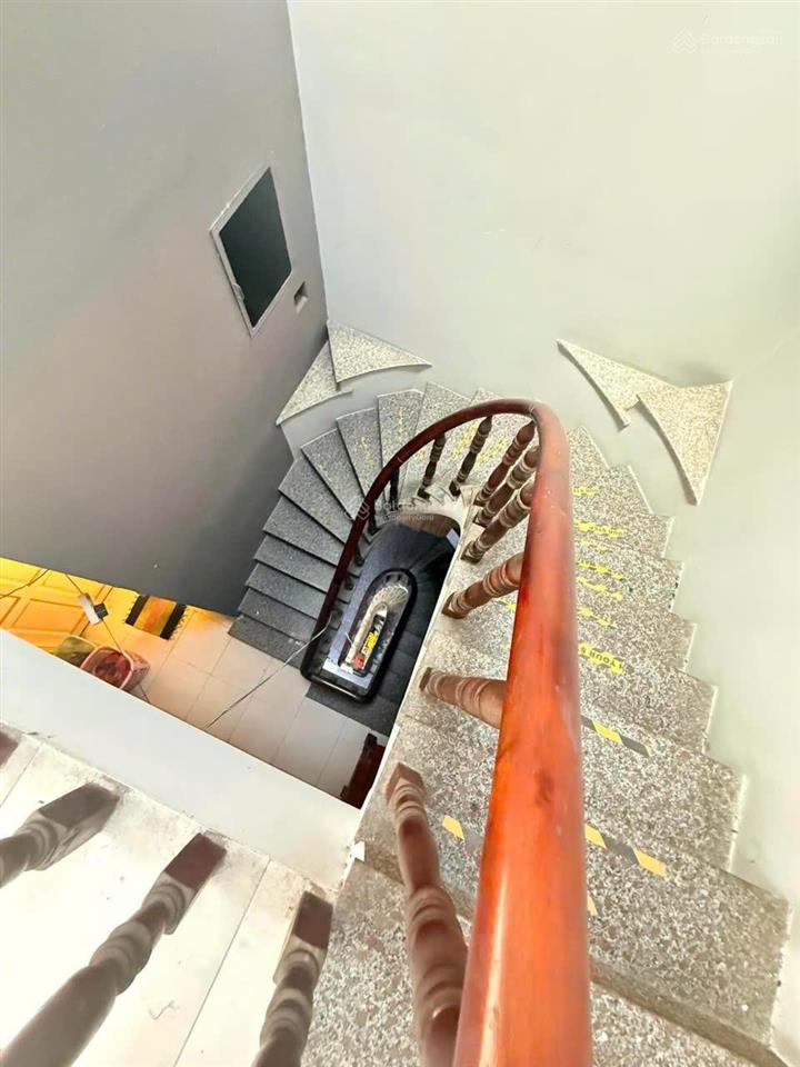 Bán nhà hẻm ô tô nguyễn ngọc lộc 40,8m2 chỉ 6,2 tỷ, nhà 3 tầng cho thuê 20tr/tháng