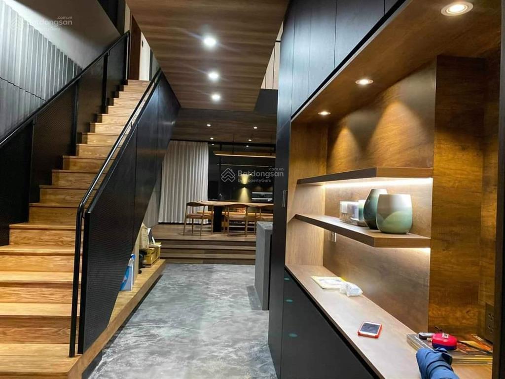 Bán gấp mt mai thúc lân, phố tây an thượng, cách biển 250m, giá sập 31 tỷ.