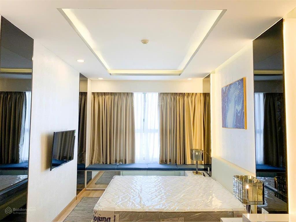 Bán căn hộ res green tower, tân phú, dt 75m2, 2pn giá 5.4 tỷ. 0909 228 *** minh sang