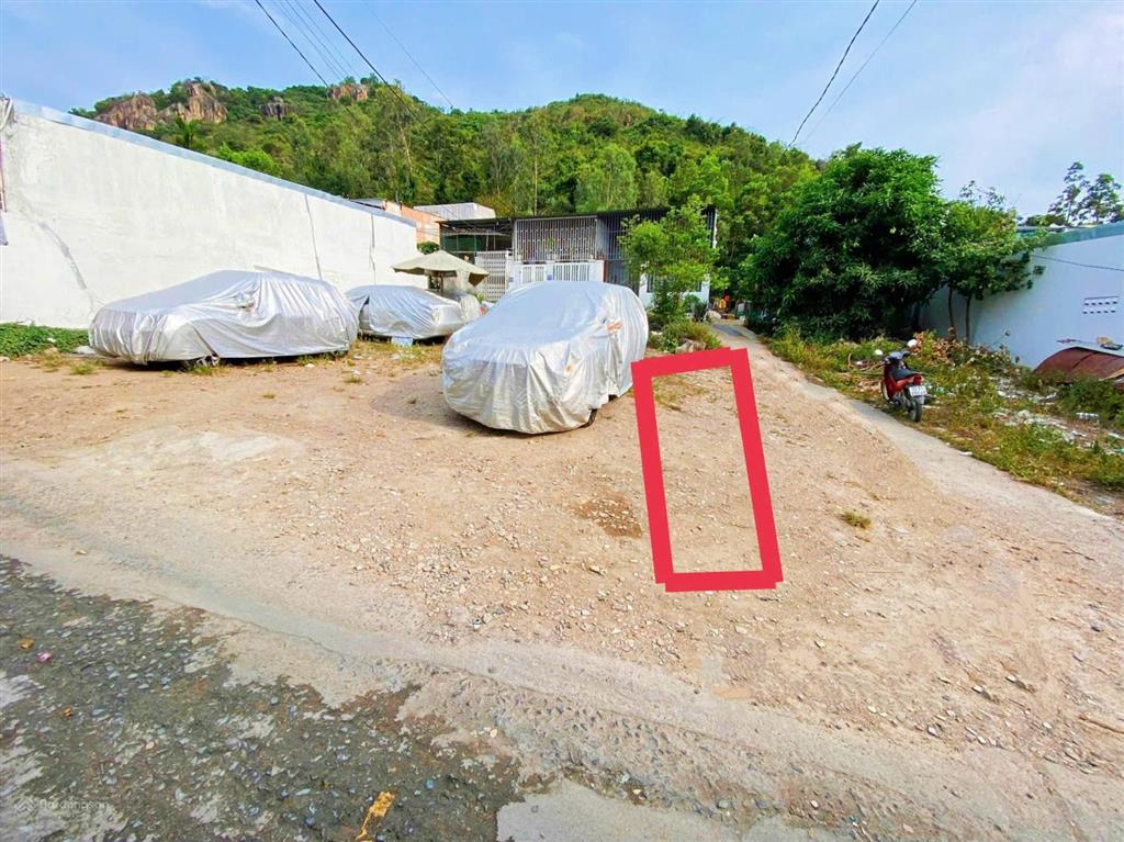 Lô góc 2 mặt tiền nguyễn khuyến, hẻm ô tô bốn bánh (cao ráo không lụt lội) giá 1,250 tỷ