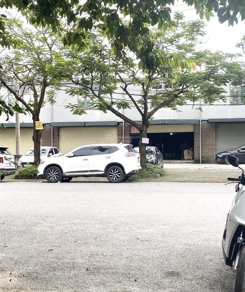 Bán kho, nhà xưởng tại thị trấn quốc oai, 128 tỷ vnd, 10000m2, đẹp, nhiều tiện ích
