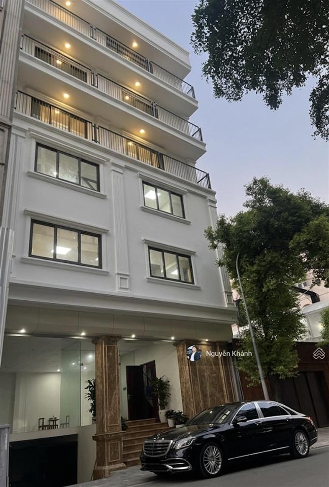 Mặt phố tô ngọc vân tây hồ 100m2 mặt tiền 8m 8 tầng thang máy nhỉnh 70 t