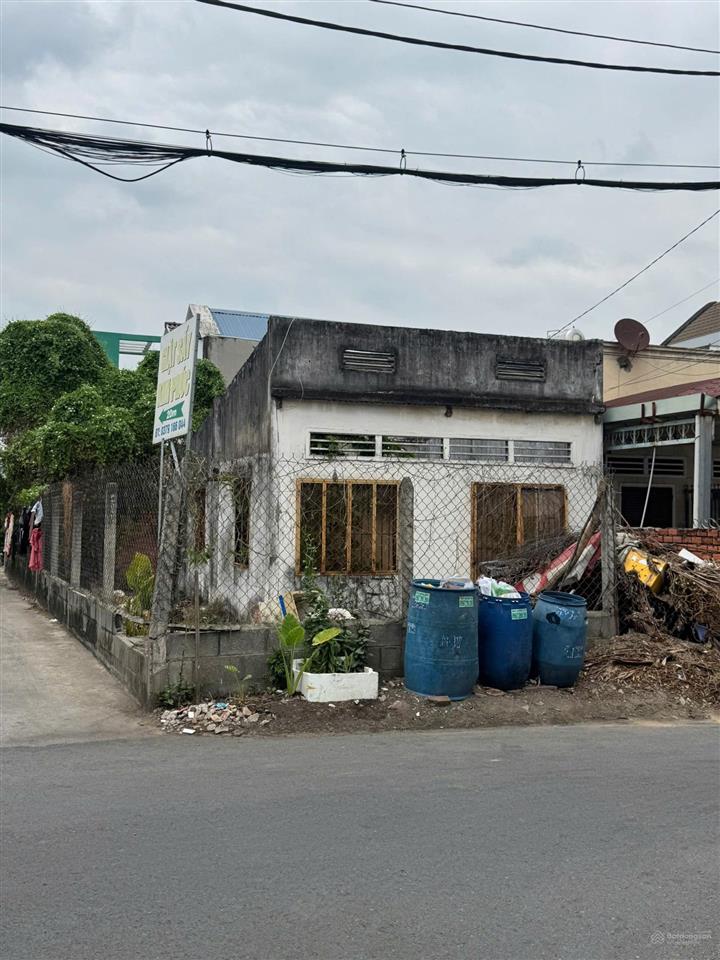 Bán đất tặng nhà, thị trấn củ chi 11x20m sổ hồng riêng