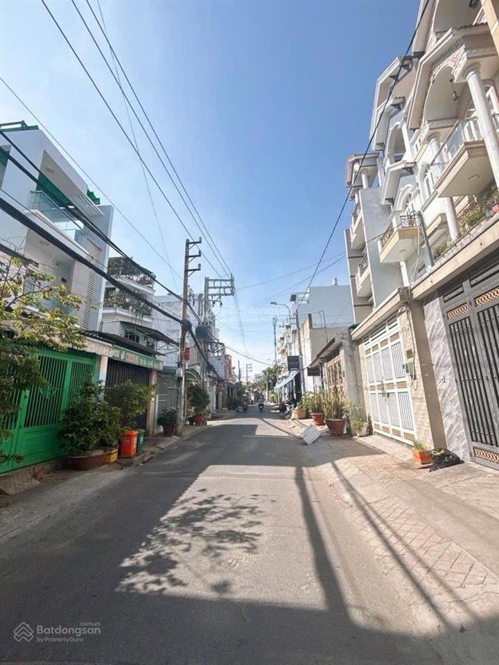 100m2 đất, nở hậu tài lộc nằm ngay trục tên lửa nối dài. xây 6 lầu thoải mái, nằm trong khu phân lô