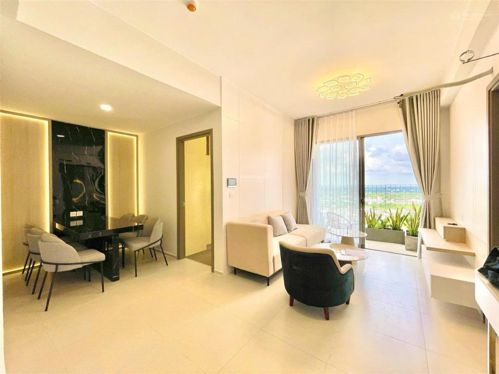 Cần bán gấp căn 69m2 lầu cao view đẹp. sổ hồng sẵn hỗ trợ vay hơn 2,2 tỷ. 0934 987 ***