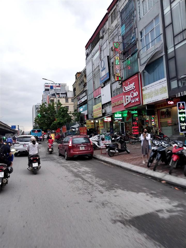 Bán nhà mặt phố nguyễn xiển, thanh xuân, kinh doanh khủng, dt 180m2, mt 16m, giá 43.1tỷ. 0981 585 ***