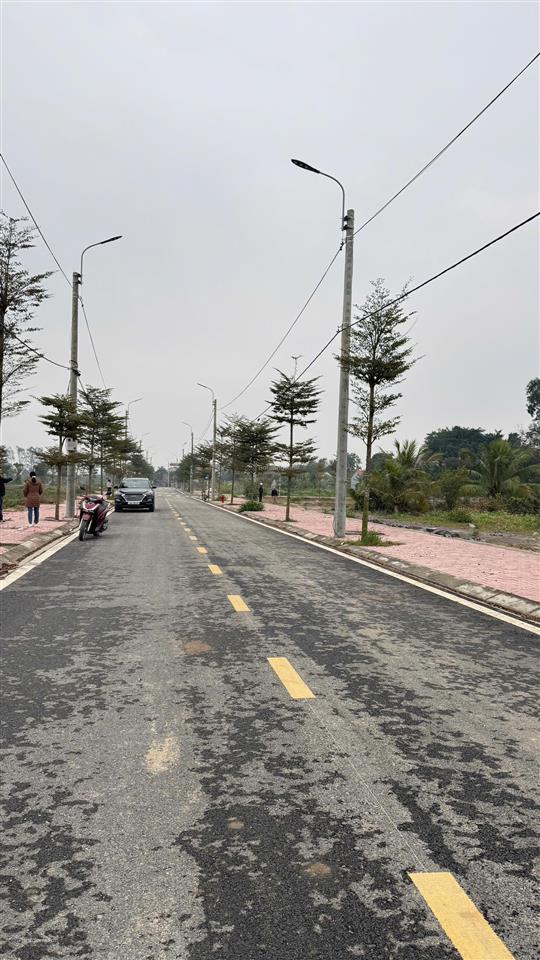 Hót! nhỉnh 2txxx sở hữu ngay lô đất đấu giá 3 mặt tiền