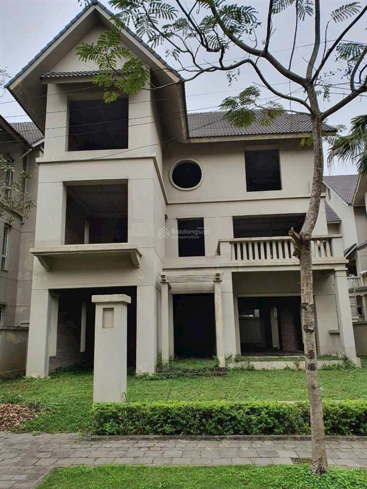 Bán nhanh biệt thự 300 m khu đô thị sunny garden city, sài sơn. giá chỉ hơn 100 tr/m cả nhà và đất.