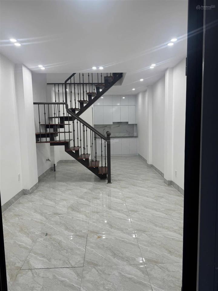 Bán nhà riêng tại ngõ 1 hẻm 62, bùi xương trạch, 2,3 tỷ, 30m2, giá tốt
