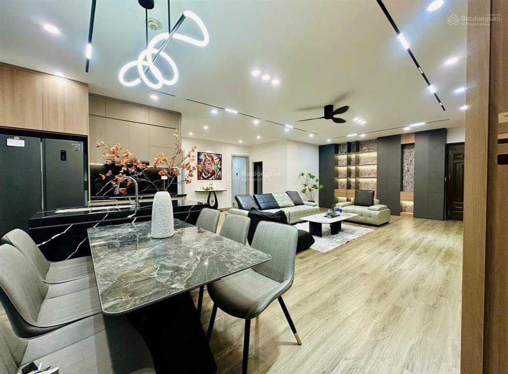 Giá tốt chung cư newsky văn quán 135m 3pn chỉ hơn 9 tỷ view trần phú cc 0969 139 ***