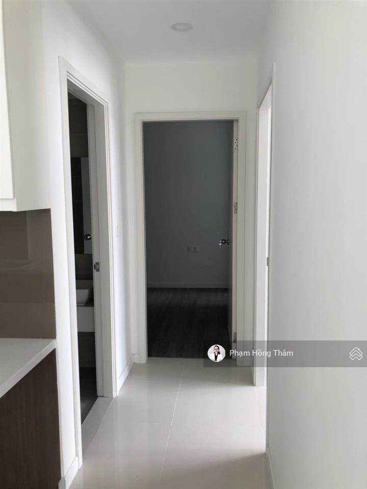 Bán căn hộ central premium, dt 73m2, 2pn, 2wc, nhà có nt cơ bản, giá 4.2 tỷ. 0933 888 *** ms thắm