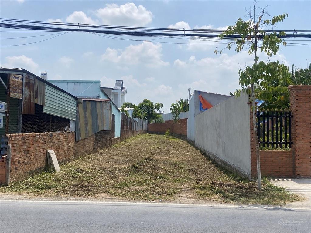 Trung tâm thị trấn củ chi đất thổ cư 1 sẹc tỉnh lộ 8, 100m2, 880 triệu, sổ hồng riêng