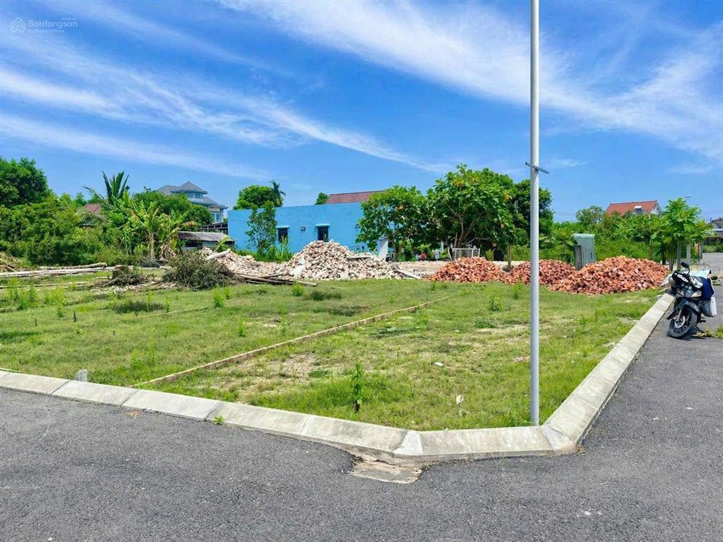 Lô góc 2 mặt tiền hòa tiến đường nhựa 5m ngay gần vành đai nam kỳ khởi nghĩa | giá cực kỳ tốt