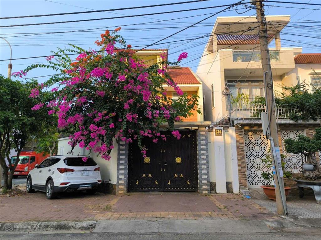 Bán biệt thự góc khu đại an dt 218m2 giá chỉ 20 tỷ 1t2l khu dân trí cao, giáp mặt sông cần giờ