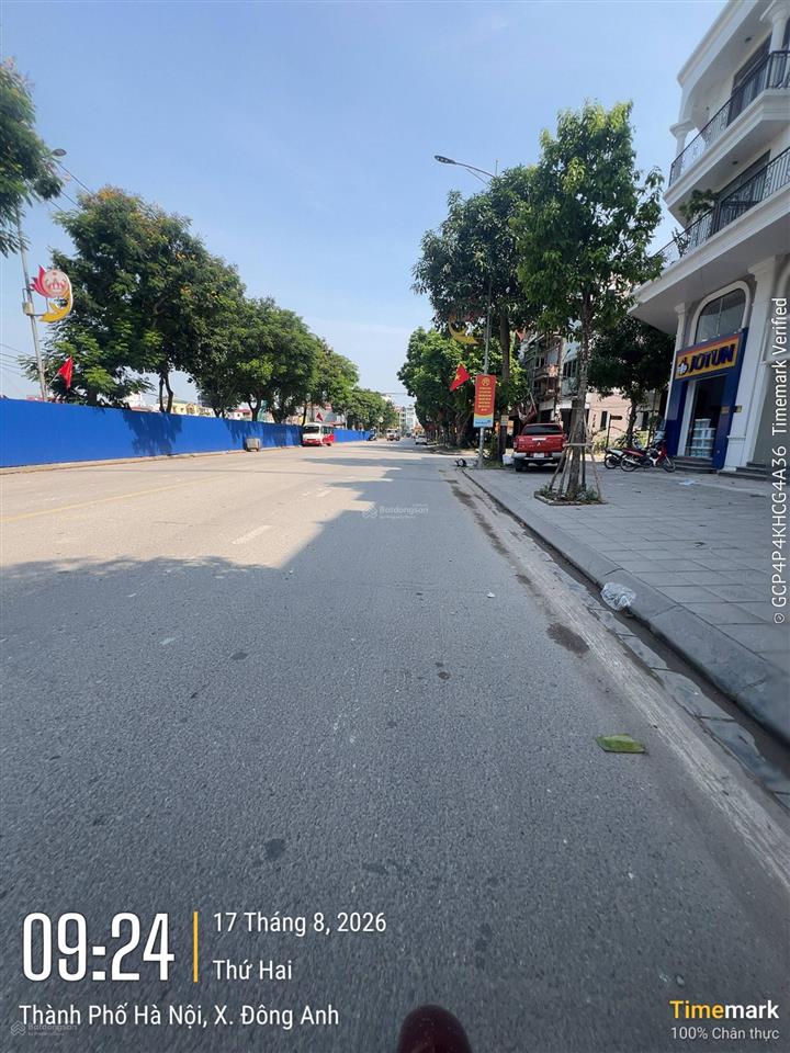 Hơn 10 tỷ xíu có căn 319 view quảng trường uy nỗ đông anh nhà thô 3 tầng 1 tum