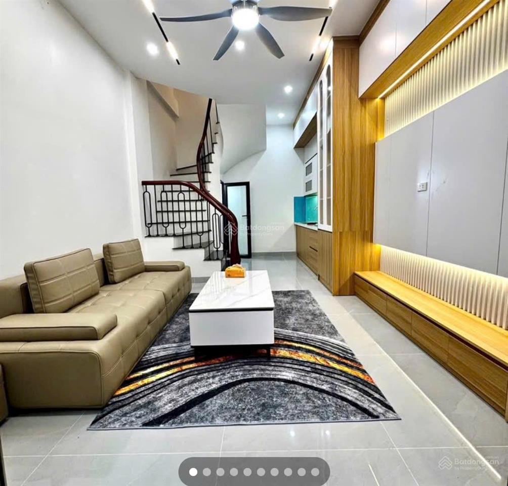 Bán nhà ngô gia tự, 30m2 5 tầng, 4,8 tỷ dân xây, nhà mới full nội thất, sát chợ và trường học