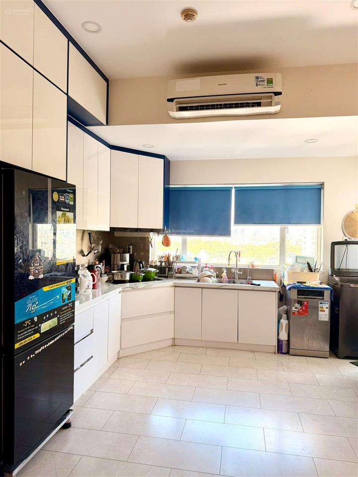 Cần bán căn hộ chung cư thế hệ mới 84,83m2 2pn 2wc nội thất cơ bản, ngay lõi trung tâm q1, cạnh tod