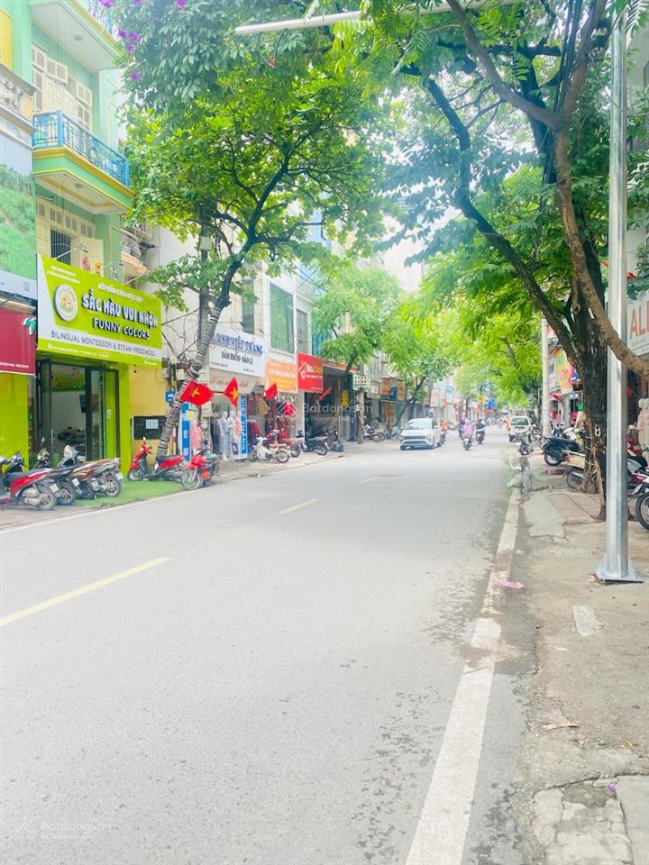 Trung tâm thanh xuân mặt phố vàng vị trí đẹp phố hai thoáng trước và sau.