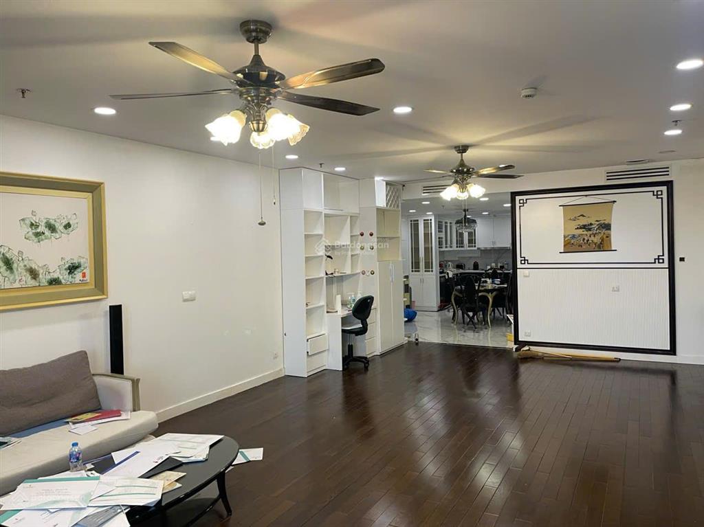 Chính chủ gửi bán căn hộ view hồ giảng võ trung tâm quận ba đình sổ đỏ slot ô tô