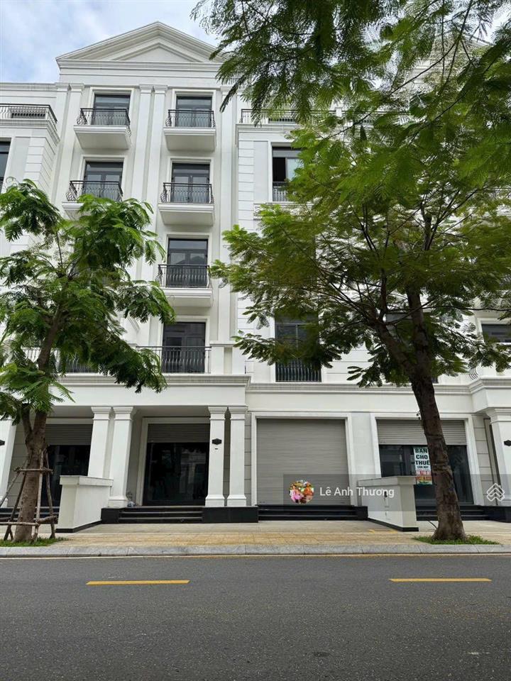Kẹt tiền ra nhanh nhà phố 84m2 vinhomes grand park, manhatan, đường thông, sổ rồi