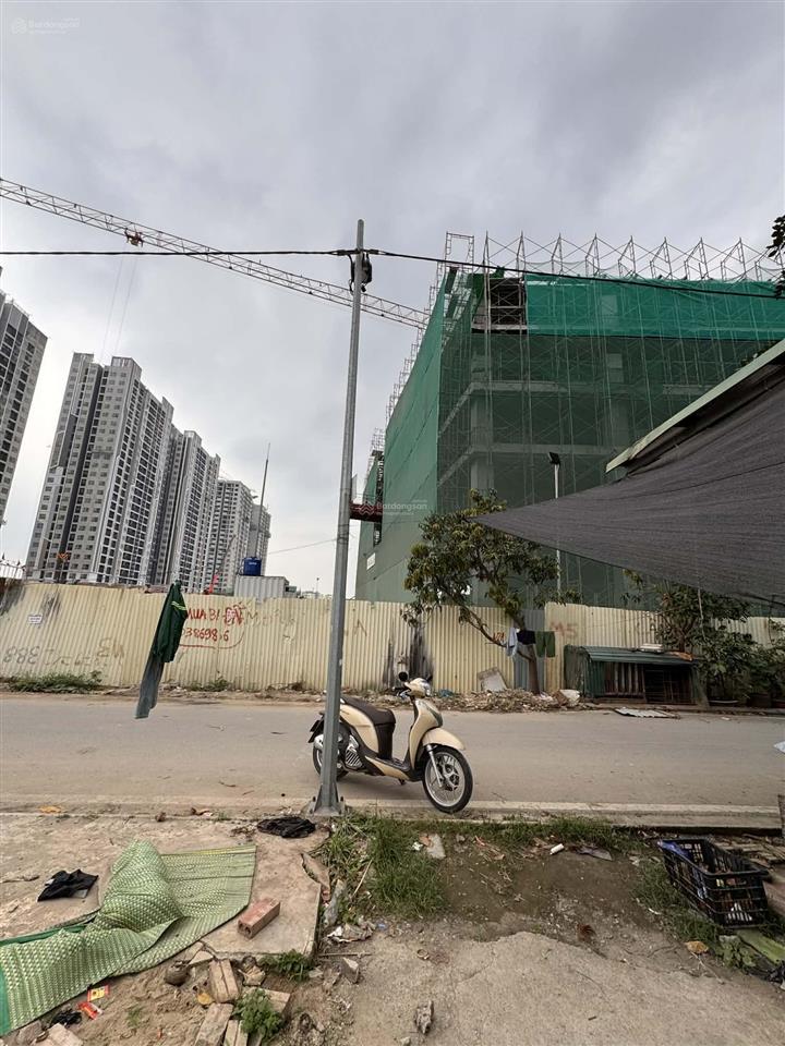 Bán đất trung tâm trâu quỳ 61m2 mặt tiền 6m đường 3m nằm gọn trong đại đô thị vinhomes 1