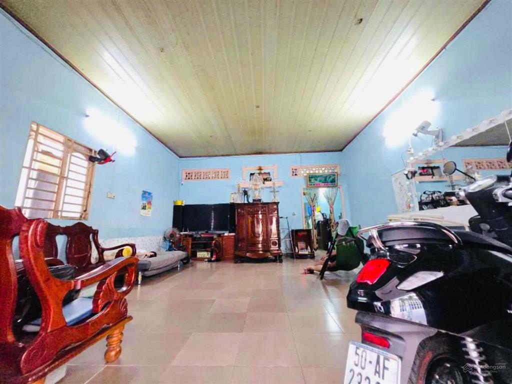 Bán đất tặng nhà còn ở tốt một đời chủ 88m2 không lg sát phạm văn đồng ngang 5.75m nở hậu hoàn công