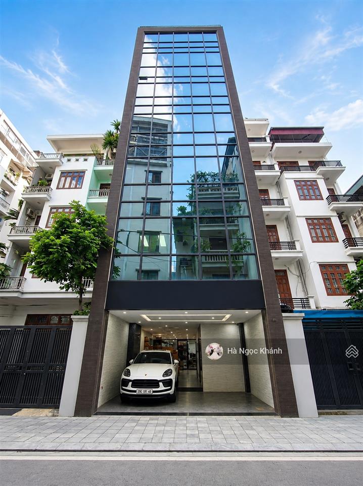 Building 7 tầng thang máy phân lô ô tô tránh vỉa hè nguyễn hoàng 32t 65m chưa đến 500tr/m
